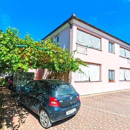 Apartman Fuer 3 Personen Ca 40 Qm In Fazana, Istrien Istrische Riviera *